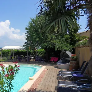 Le Jardin D'ivana D'hotes Avec Piscine Chauffee Frühstückspension